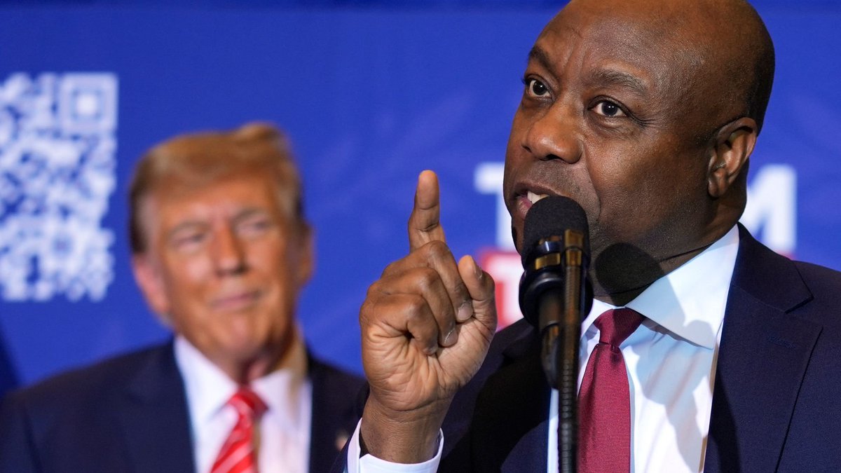 algomerlin's tweet image. Sen. Tim Scott, chair of the Senate Banking Committee, is pushing crypto legislation with bipartisan support, but he calls out Sen. Elizabeth Warren as a major obstacle to agreement. It underscores the delicate politics shaping U.S. crypto policy