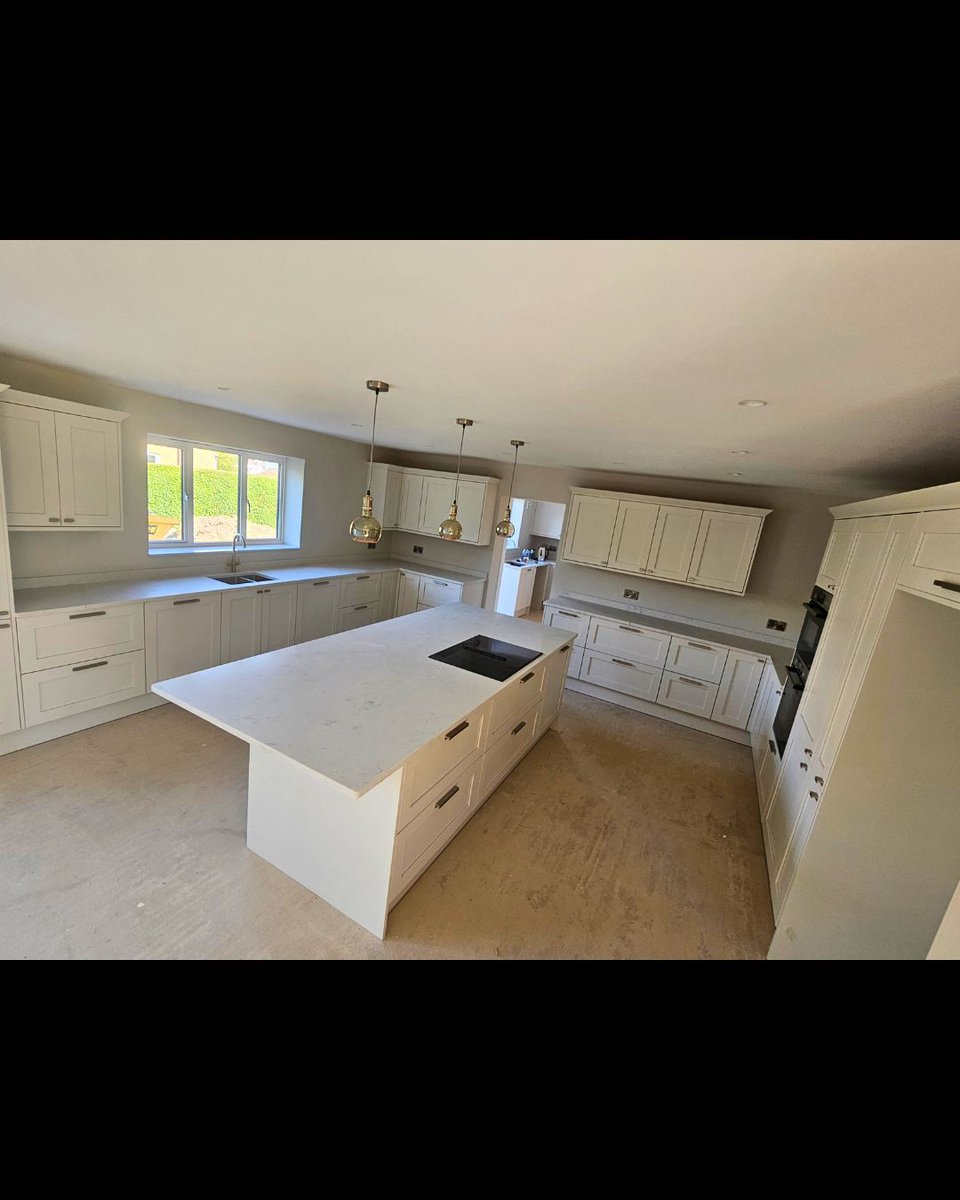 RoneDesign's tweet image. ✨ Almost there! The stunning new home at Chevin Avenue, Menston is nearly complete. We’ll be back soon to capture the final details. Can’t wait to share the finished look! 🏡💛 #RoneDesign #ChevinAvenue #NewHome