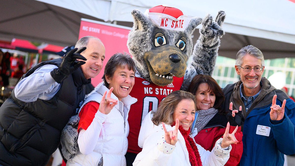 Tune in tomorrow for the Wilson College of Textiles Virtual Alumni and Friends Town Hall. 🧵✨

Join us online to learn about exciting updates from the college, hear student success stories and even win exclusive swag!

📅 Thursday, Aug. 21 | 3–4 p.m.
🔗 calendar.ncsu.edu/event/wilson-c…