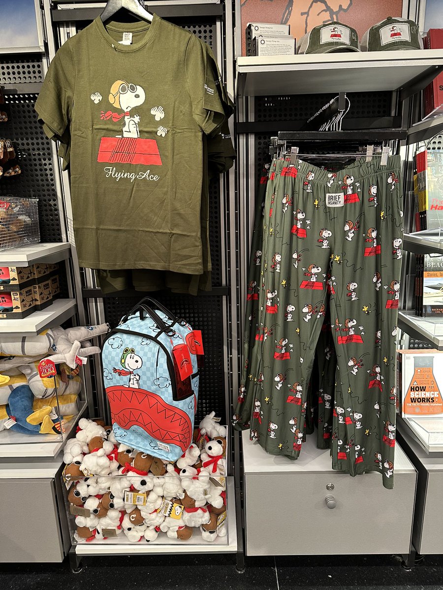 staceystring's tweet image. I walked into the gift store at the Smithsonian Museum of air and space and look what I found 😂😂😂