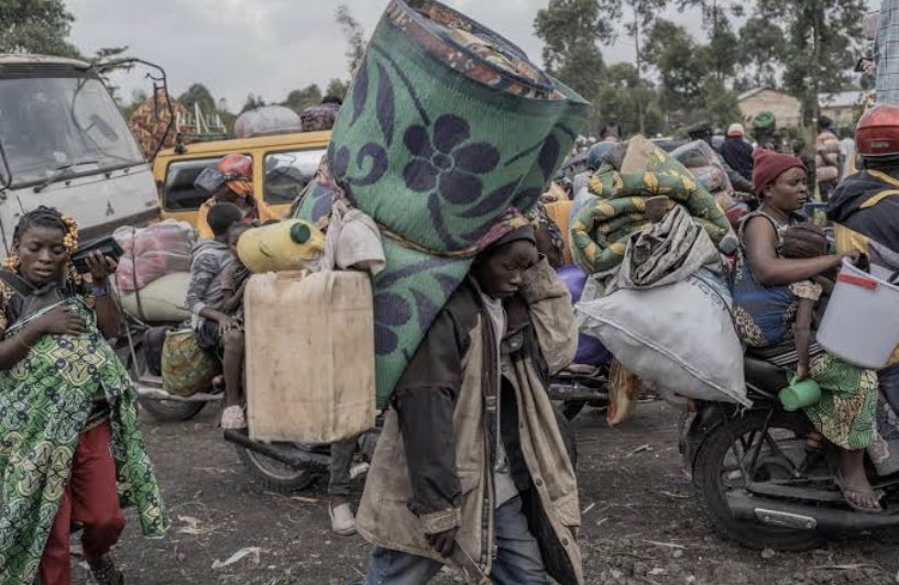 LusambaMika's tweet photo. Pendant que la RD-Congo fait face à une crise humanitaire sans précédent, Plus de 2 millions de personnes sont affectées au N-K, un ministre aurait détourné plus 1 million $ concernant les interventions humanitaires. https://t.co/sS9hFRYQTo