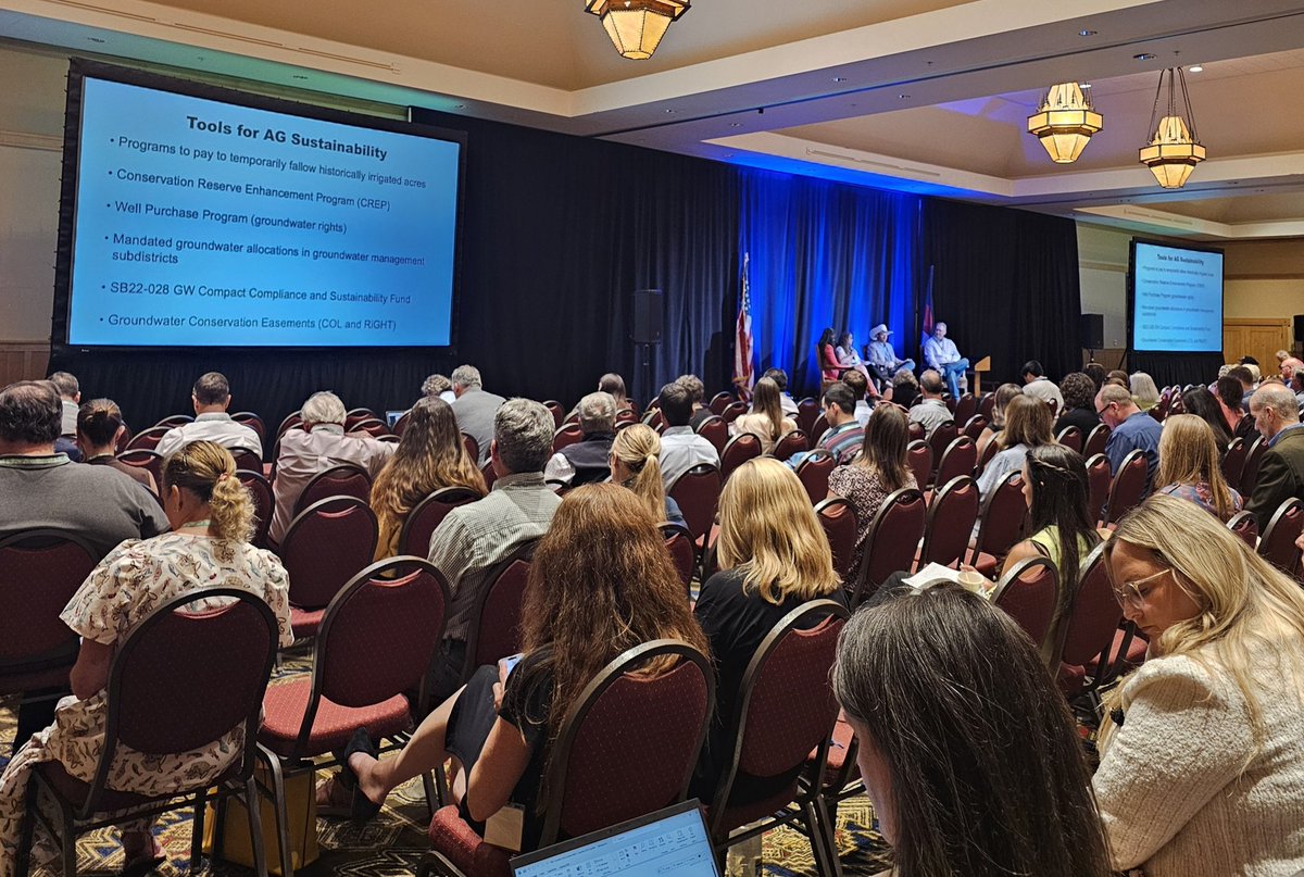 DustyAJohnsonCO's tweet image. This morning, as part of @COWaterCongress, I had the opportunity to #ComeToTheTable w/ water leaders from across CO to share in both breakfast &amp;amp; talks about our state&apos;s #water future. The conversations have been flowing strong around ag water conservation &amp;amp; storage. #AGvocate