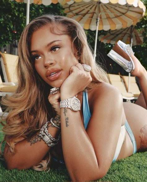 Latto’s "Sugar Honey Iced Tea" vinyl is currently the #7 best selling vinyl on Digger’s Factory website.