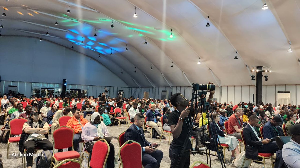 iafrikan's tweet photo. 🔴 #DLI2025 LIVE 
"Who governs AI in Africa?" Keynote panel tackling the big questions on sovereignty, ethics, and opportunity. Grateful for the expertise of Virginia Dignum, Vukosi Marivate, and Barbara Glover. #AIPolicyInAfrica #URUNANA