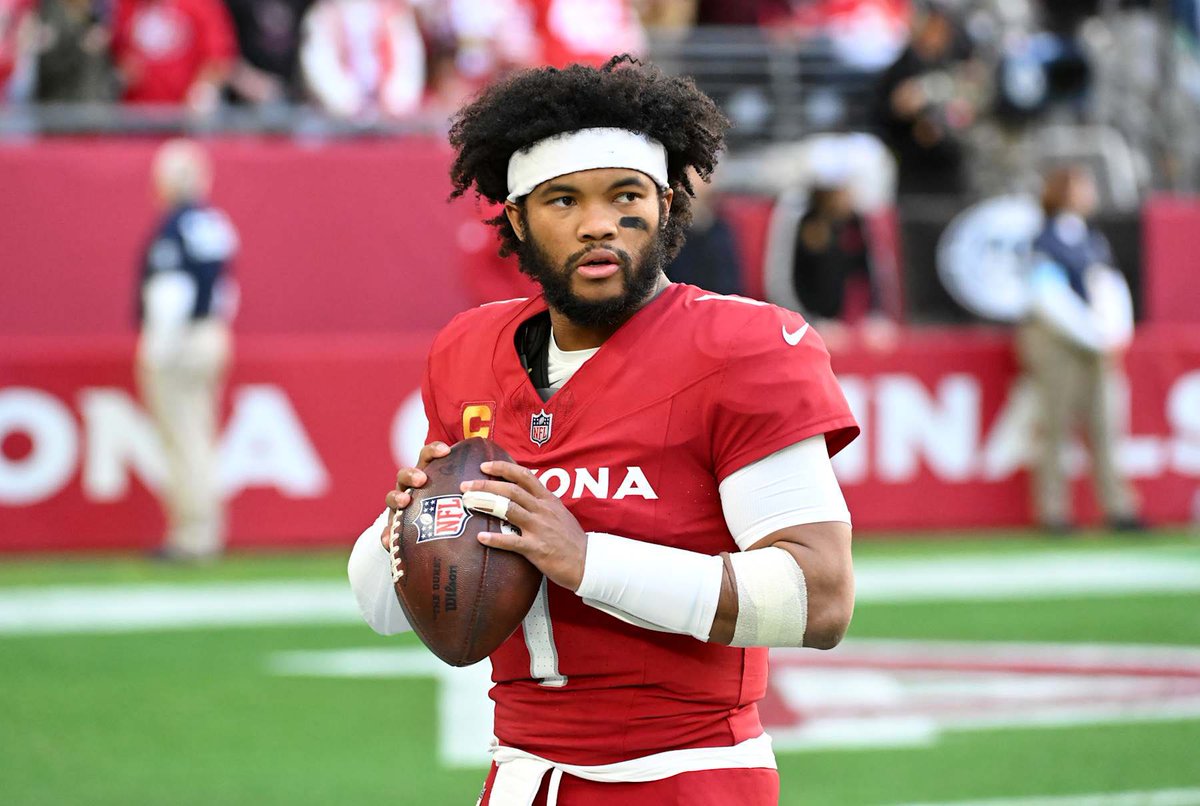 AdamShitte84829's tweet photo. JUST IN🚨 Hearing word this morning from sources that Nacualear Weapons are in trade talks with Sydney Sweeneys Milk Bags, potentially involving QB Kyler Murray. Let’s see where this goes.. #406DL #AdamShitterOnItFirst https://t.co/JBMO03AWq0