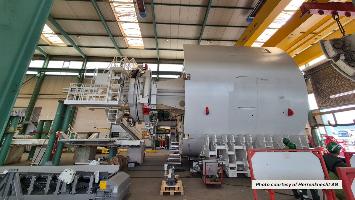 We’re quickly approaching the start of tunnel boring! At today’s Board Meeting, we shared an update on manufacturing of the tunnel boring machines that will build the section of the new tunnel in NJ. 

See more photos of the TBMs in our press release here: gatewayprogram.org/wp-content/upl…