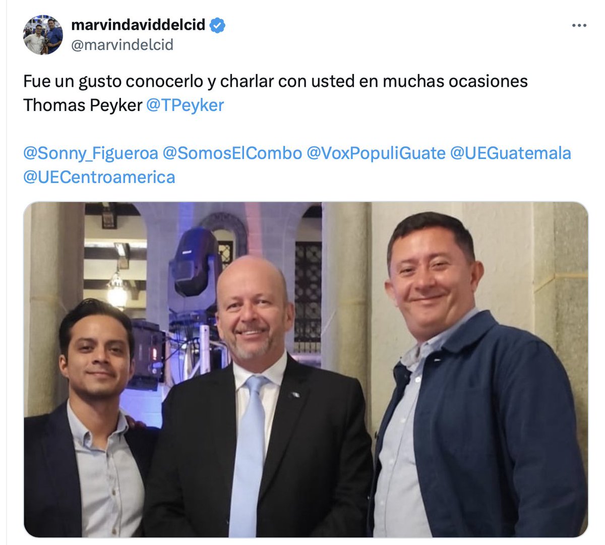 GustPhographer's tweet image. Ahora ya saben porqué #Limos (@marvindelcid) y #Nero (@Sonny_Figueroa) siguen viendo si venden sus patéticos libros. Bueno pues, porque se les fue su mayor financista, el embajador de la
@UNIONEUROPEA @TPeyker.  
#Onfire