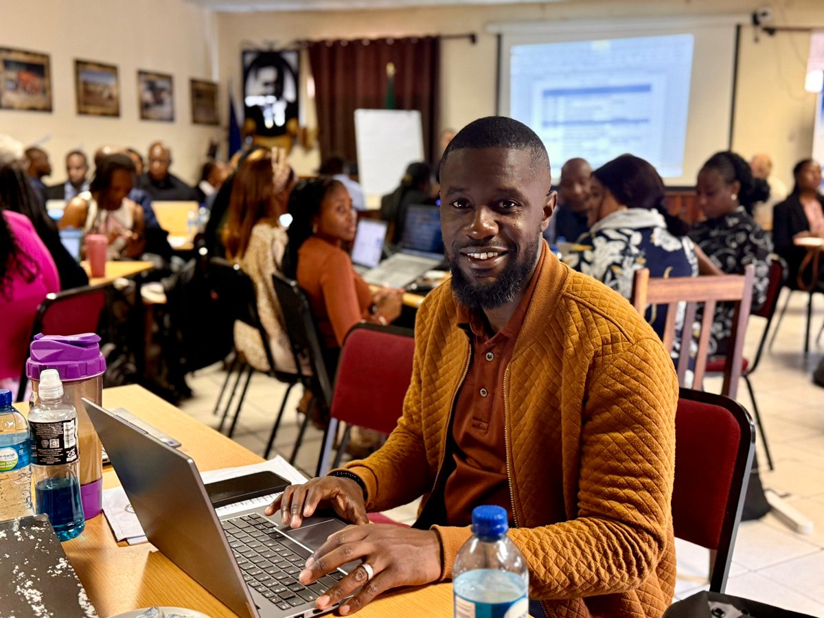 UNDPNamibia's tweet image. 🌟 Ethics in practice matters!

The workshop demonstrates how integrity influences everyday decision-making, helping institutions build trust with citizens and partners.

Ethical leadership = stronger systems + better public service delivery. ✅

#EthicalLeadership #NACSAP #ACC