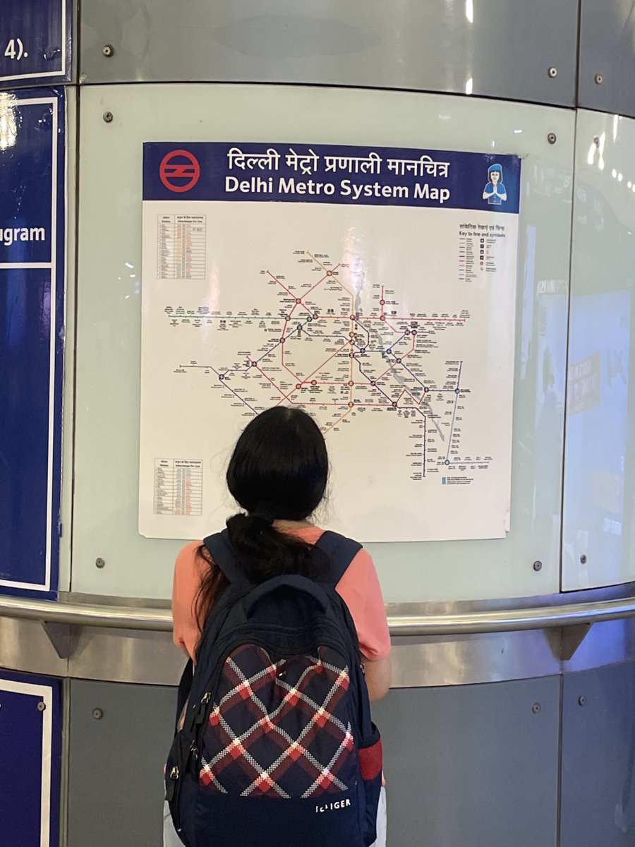 “Kuch toh baat hai usme 
Kitni hi koshish krlo samajh hi nhi aati”