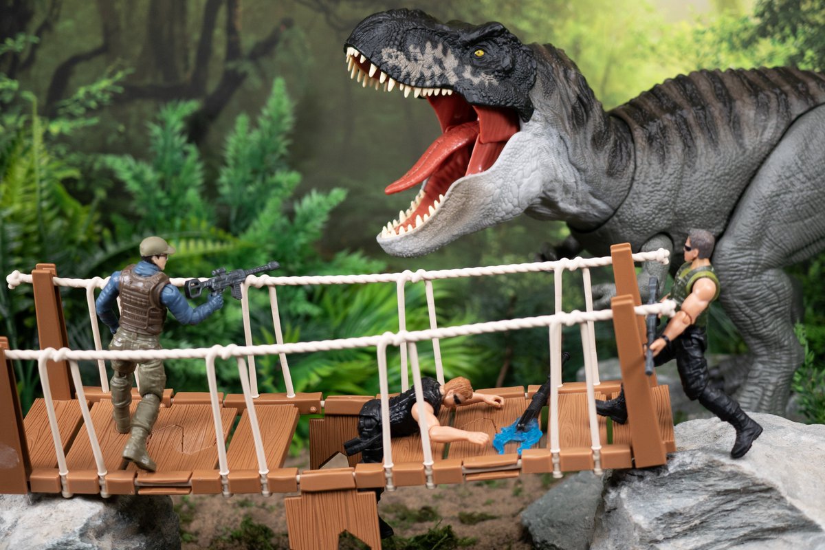 A group of soldiers are attempting to cross treacherous territory when a Tyrannosaurus Rex emerges from the trees - threatening all their lives.

#JurassicWorldRebirth #JurassicPark #JurassicWorld