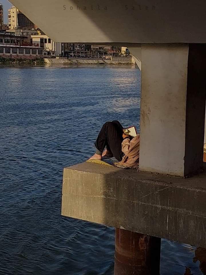 "وتركتُ أُنسي بالحياة ولَهوها
ولقيتُ كل الأُنس في نَجواكَ"