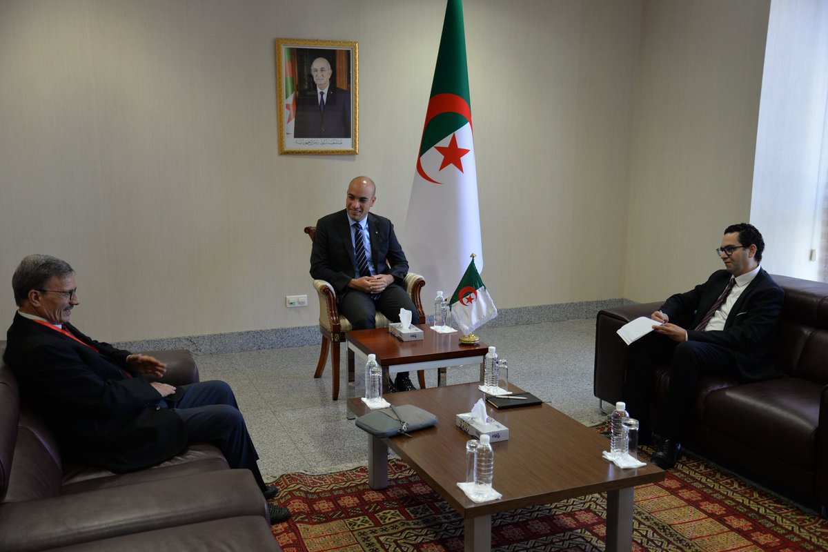 SECCNE_Chaib's tweet photo. سعدت اليوم بلقاء الأستاذ الدكتور الحاج بوردوسن، أستاذ الهندسة الكهربائية والعميد السابق لكلية الهندسة بجامعة السلطان قابوس بمسقط، احدى الكفاءات الوطنية المقيمة بسلطنة عمان الشقيقة. 

هذا اللقاء الذي جرى في جو جد أخوي شكل فرصة سانحة للتطرق الى اهمية اشراك كفاءاتنا بالخارج⬇️ https://t.co/2vL07p00AU