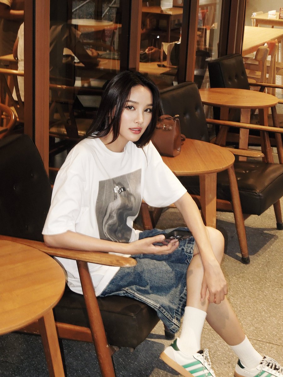 disney_dnn's tweet photo. มาแต่ละที ก็คือมาบันทึกภาพ แล้วก็ไป :P | 00:23 https://t.co/iaojoMJ0qI