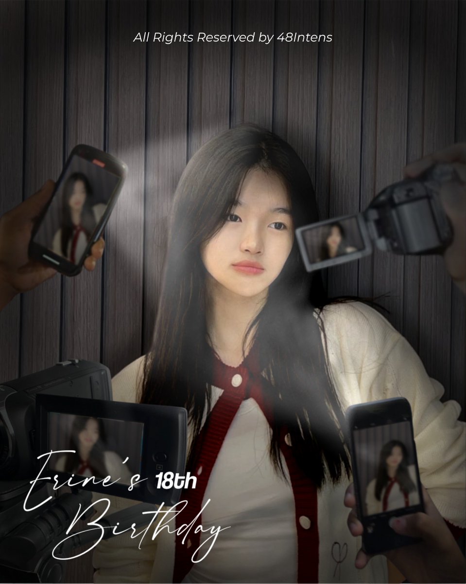48intens's tweet photo. Hormat pada ketua! 🫡

Happy 18th Birthday, Catherina Vallencia 🦆🎉🎉 @CErine_JKT48

Terima kasih atas hadirmu yang selalu membawa semangat dan tawa di setiap penampilanmu. Selamat juga atas dirimu yang kini semakin dewasa, semakin bersinar, dan tumbuh menjadi pribadi yang lebih baik lagi.

Semoga di usia baru ini, semua keinginan kamu dapat kamu capai. Semoga semakin banyak lagi orang-orang baik yang mengelilingi dan mendukungmu. Terus kejar mimpimu dengan percaya diri, dan biarkan tawamu lepas menghangatkan suasana.

Selamat Ulang Tahun, ERINE!!! 🎉🎉🎉

#ErineInEtherland 
#At18SheChoseTheLight
