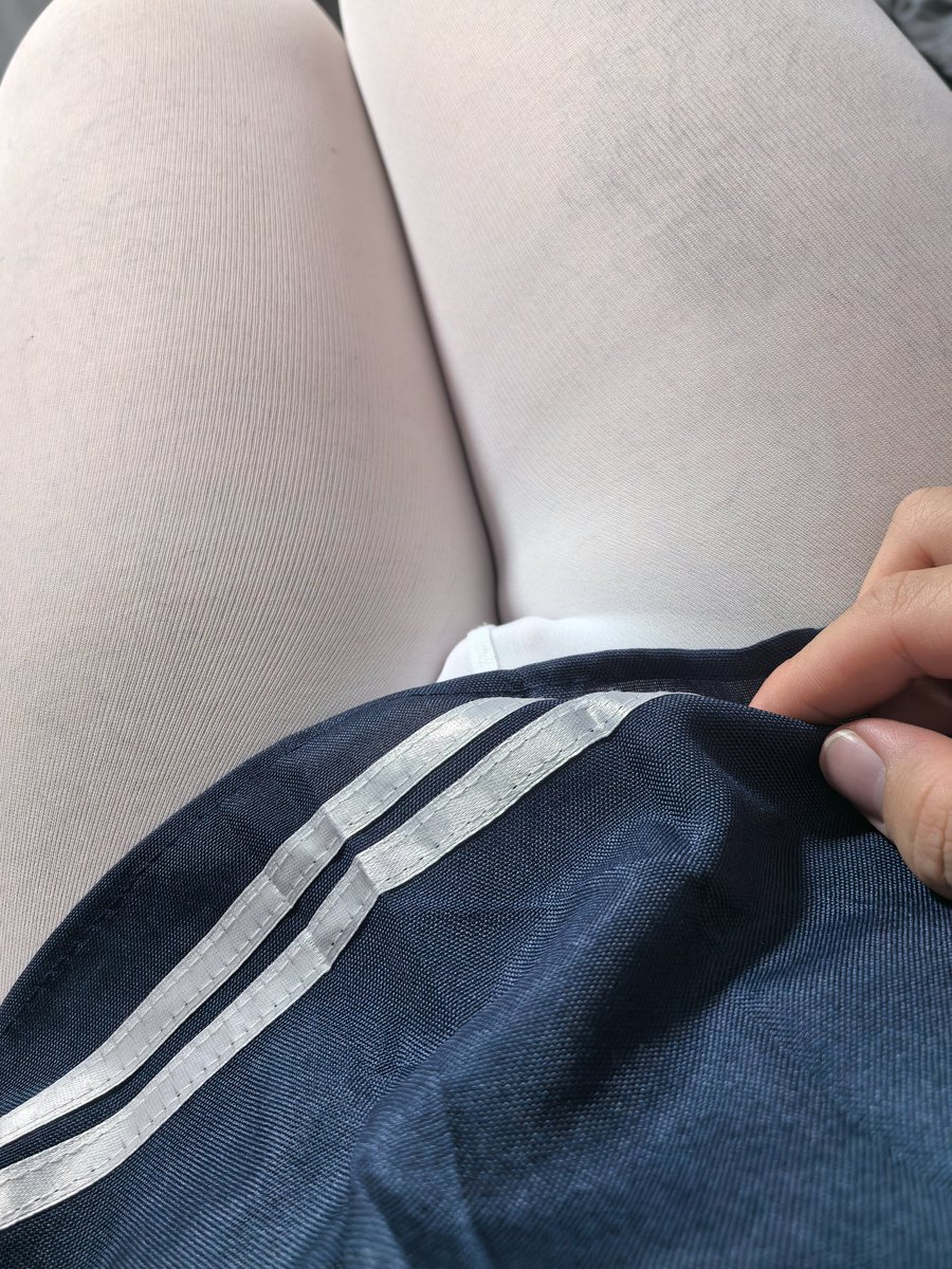 M0rphP's tweet photo. 带锁厚白jk小伪娘…
好想天降一个主人狠狠玩弄小狗 https://t.co/N1MVcnUDR7