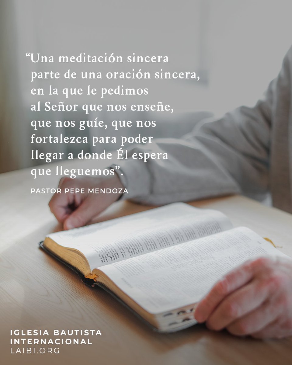 «Cuando nos acercamos a la Palabra, no solo vemos lo que el Señor nos dice, sino que también descubrimos lo que Él nos demanda. Y debemos tener esa oración sincera en la que podamos decirle: “Señor, esto aún está muy lejos de mí, pero te pido que me enseñes, que me guíes, que me