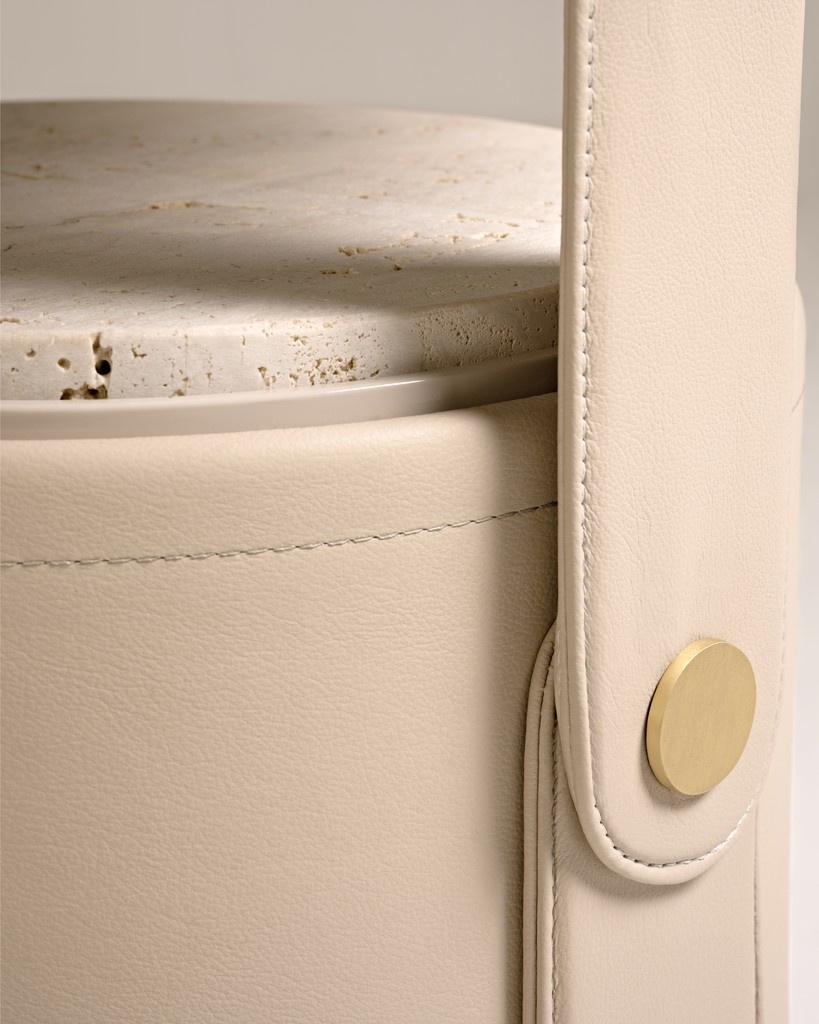 A touch of play in the calm.
The Beppu Side Table blends organic curves with refined craftsmanship, bringing subtle character to serene spaces. An accent that feels as good as it looks.

 l8r.it/3yTX