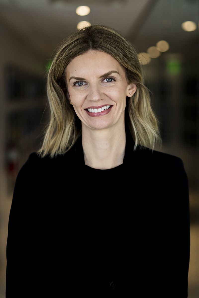 Lab of Neuro Imaging (@uscloni) on Twitter photo Our very own <a href="/LSalminen/">Lauren Salminen</a> was invited to <a href="/AirTalk/">AirTalk with Larry Mantle</a> to discuss her work and findings from a recent epidemiological study on air pollution and dementia. Catch her segment starting around minute 18 👂🧠
bit.ly/45CSIJj Our very own <a href="/LSalminen/">Lauren Salminen</a> was invited to <a href="/AirTalk/">AirTalk with Larry Mantle</a> to discuss her work and findings from a recent epidemiological study on air pollution and dementia. Catch her segment starting around minute 18 👂🧠
bit.ly/45CSIJj