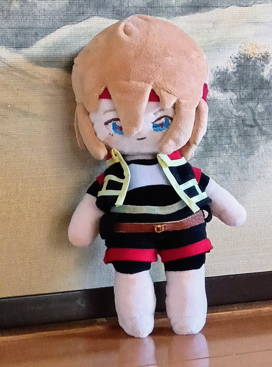 0k1kw's tweet photo. 靴とグローブ間に合わなかったし反省点しか無いけど改めて21周年おめでとう〜の自作ぬい
型紙使用&amp;参考 @piyopicco様 https://t.co/Ae4cOFUzOu