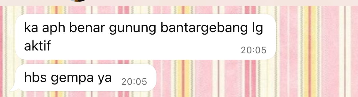 323cassetes's tweet image. sebuah pertanyaan saat gempa bekasi