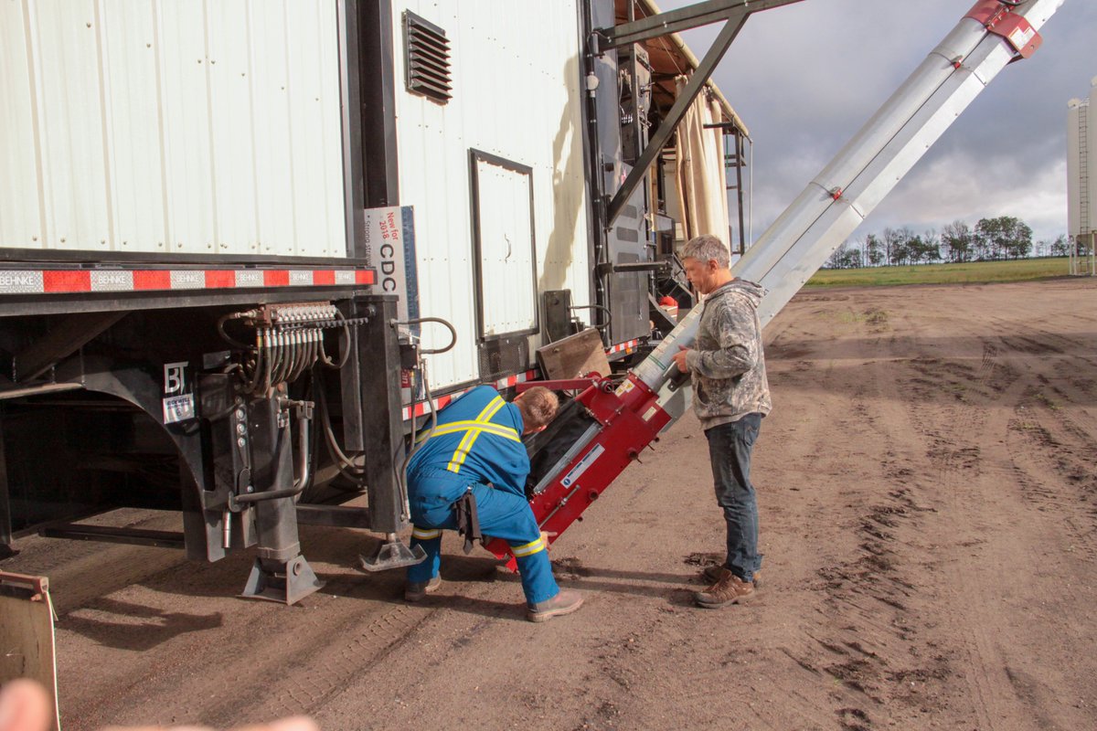 As harvest is upon us, we are doing a final walk through of all the equipment. 
Our seed cleaning plant is almost ready to fire up for #Harvest2025 
Are you as excited as we are to get these crops off!?

#choosecertifiedseed #albertafarming