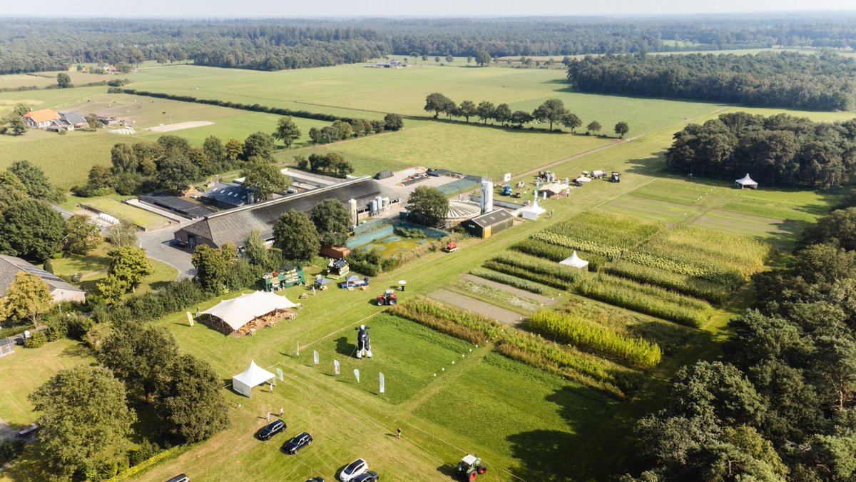 🌱 Wat gebeurt er als wetenschap en boerenpraktijk elkaar versterken? Bij Agro-innovatiecentrum De Marke ontstaan oplossingen voor kringloop-, natuurinclusieve-, klimaatrobuuste en precisielandbouw. Lees over de ‘boerderij van de toekomst’ 🔗 ruimtelijkeordening.nl/actueel/prakti…