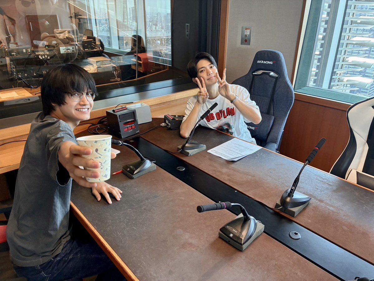 今夜の担当は！ #Aぇǃgroup #正門良規 #佐野晶哉 久しぶりのこのコンビ