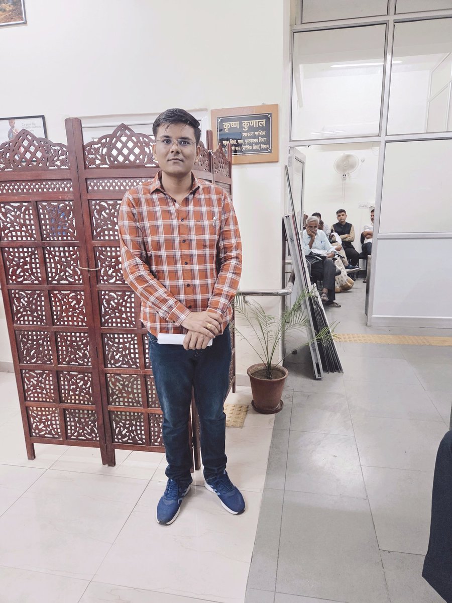 RajChoudharyNa2's tweet photo. ✌️ संघर्ष की जीत ✌️
          बधाई हो 
#विशेष_शिक्षा संबंधित पदों का सृजन कार्य पूर्ण!

जिन्होंने प्रत्यक्ष एवं अप्रत्यक्ष रूप से साथ दिया उन सभी दोस्तों का दिल से आभार !
@RajChoudharyNa2 
@VipinPrakashSh7 
@alokrajRSSB 
@RajCMO 
@BhajanlalBjp 
@Dharmen34727634 
@mjaat9843 https://t.co/KJAHfkqiG5