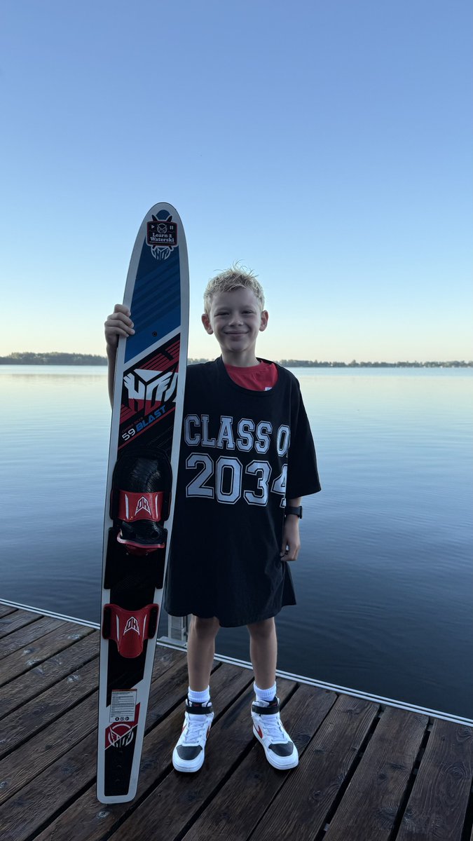Sometimes life’s road looks like this—foggy, unclear, a little messy. But you keep moving.
Bo’s off to 4th grade, Jon’s starting homeschool, and I’m still out here building muscle, mindset, and memories. 👊
The fog always clears—just keep going.