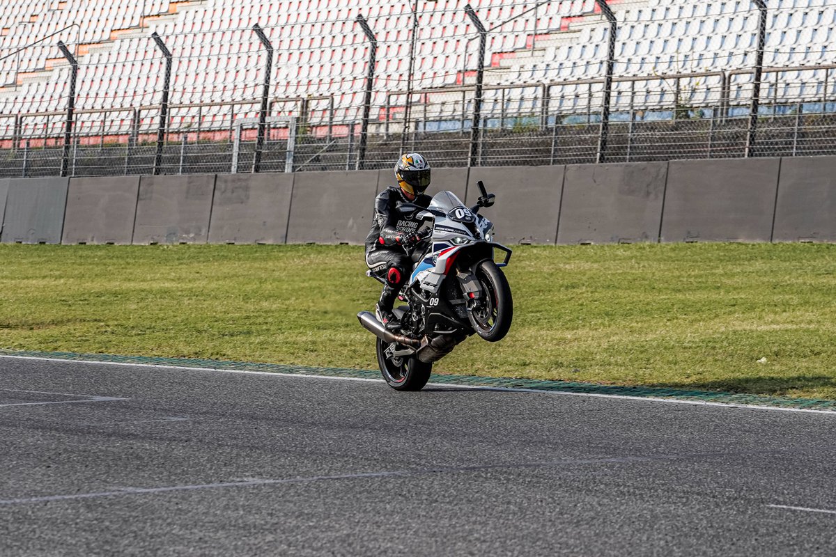Racing School Europe - Powered by BMW Motorrad (@racingschooleu) on Twitter photo It's another #wheeliewednesday from the <a href="/GermanGrandPrix/">Hockenheimring</a>
Full service schooling events Powered by BMW Motorrad
racing-school-europe.com It's another #wheeliewednesday from the <a href="/GermanGrandPrix/">Hockenheimring</a>
Full service schooling events Powered by BMW Motorrad
racing-school-europe.com