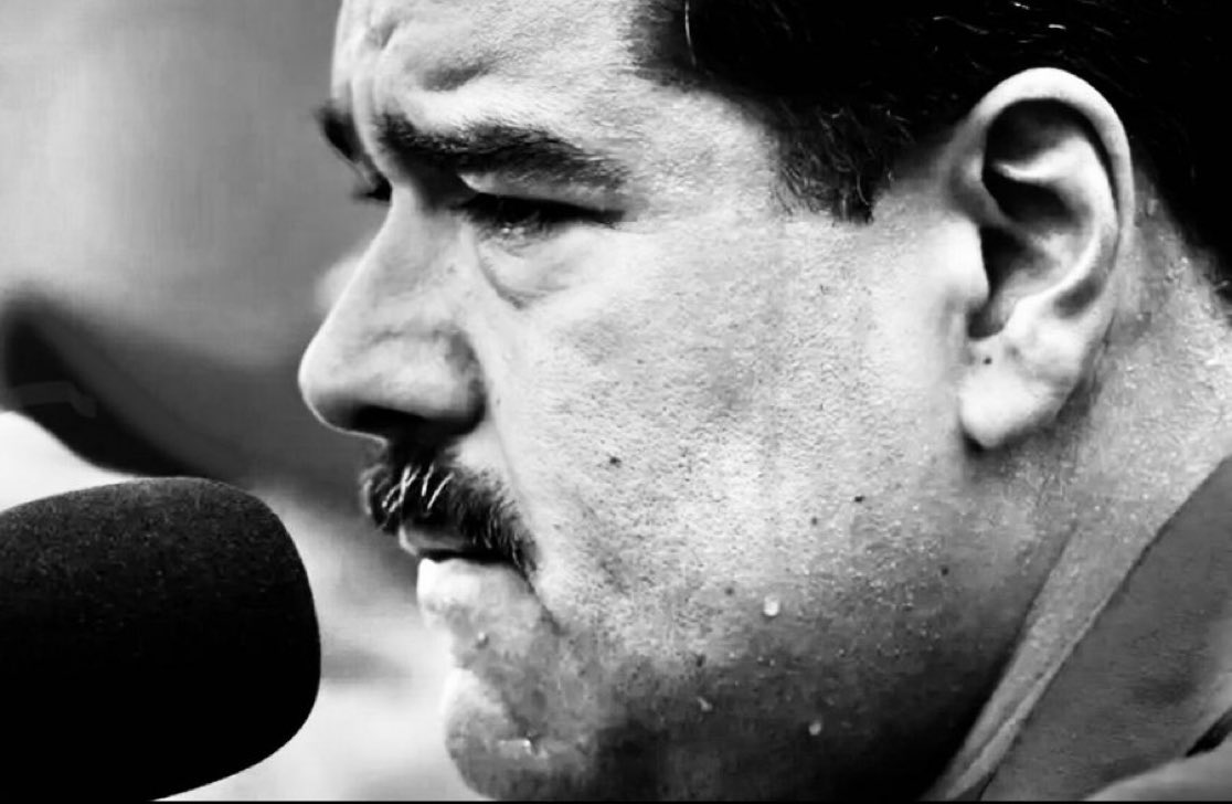 Levanta la mano ✋ si quieres que esté tirano asesino Caiga!!