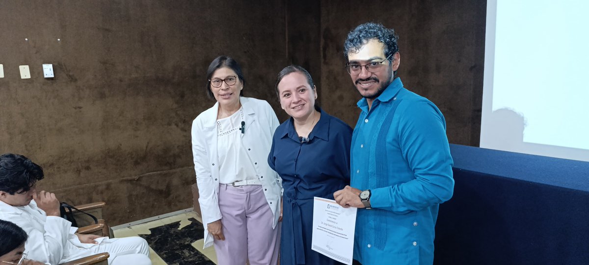 Ens_HRRB's tweet image. El pasado viernes 15 de agosto se llevo a cabo la Sesión General de Hospital con el Tema: "Fenotipificación del Paciente con Asma Grave" Ponente: Dr. Jorge Daniel Corzo Toledo
@SSalud_mx
@SSALUDVeracruz
@IMSS_Bienestar
#HRRB