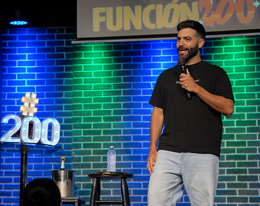 PROBANDITOE es una experiencia interactiva en la que Kabeto construye su material en tiempo real, con la complicidad de los asistentes. Tickets en teatrotrail.com
Evento para adultos (18+)