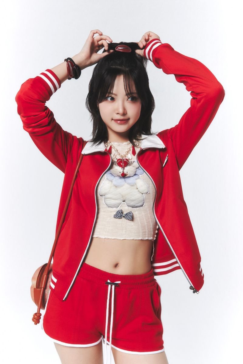 COSMOPOLITAN Sports Eun Chae ウンチェ 韓国女性雑誌 COSMOPOLITAN