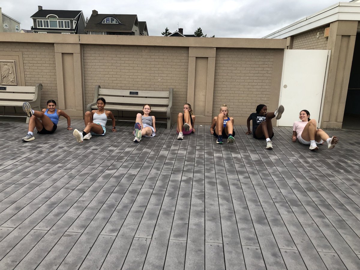 mhsxctf's tweet image. Metuchen XC preseason “camp” was on the Spring Lake & Belmar boardwalks this morning along with signs of Hurricane Erin.
Actually a beautiful run.
Creating memories and getting stronger!