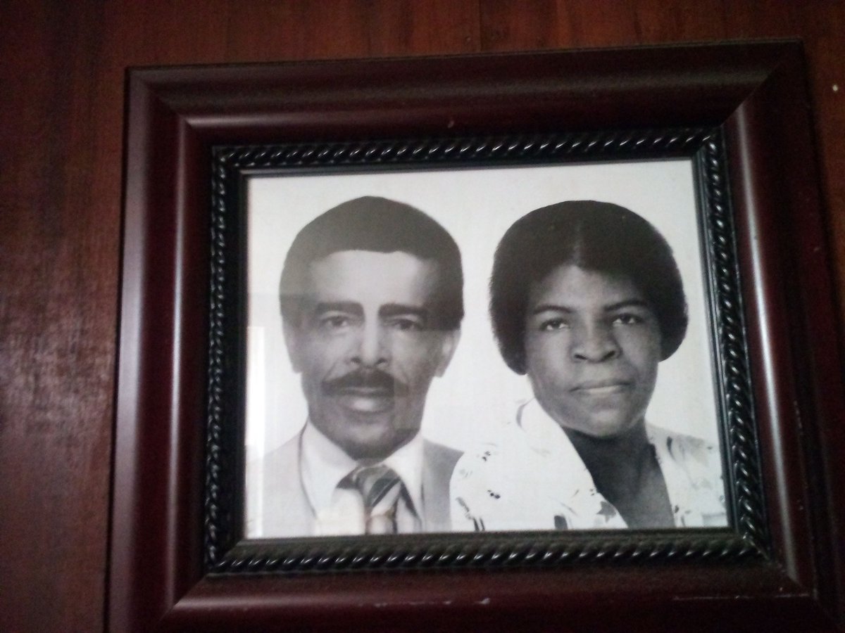 DonovanSea9133's tweet image. s. 7 #constitution is to ensure the aforementioned demographic is safe #bestinterest of a child, those who offend them violate the law #criminalcode (RSC, 1985, c. C-46) s. 122 and 336 #KRMC #Scotiabank #sheldonberg @LawSocietyLSO #estateofmsvjsearchwell laws-lois.justice.gc.ca/eng/acts/D-3.4…