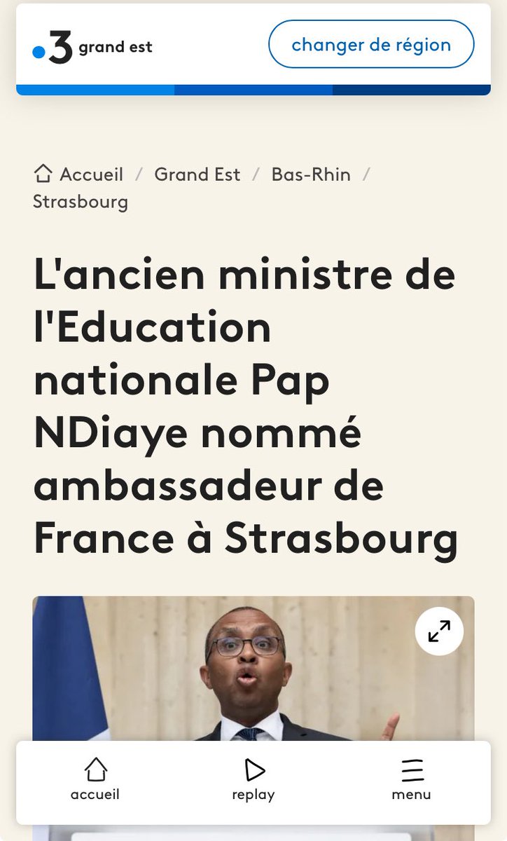 AuBonTouiteFrançais 🍾🍾🍾 (@victorsinclair3) on Twitter photo Coucou <a href="/EmmanuelMacron/">Emmanuel Macron</a>
Moi aussi je peux avoir un poste rémunéré avec l'argent public, qui sert à rien ?
Je propose "glouglouteur"
Qu'est ce que c'est ?
Ca consiste à faire tomber des objets dans une bassine d'eau et à les regarder couler en faisant glou glou. Coucou <a href="/EmmanuelMacron/">Emmanuel Macron</a>
Moi aussi je peux avoir un poste rémunéré avec l'argent public, qui sert à rien ?
Je propose "glouglouteur"
Qu'est ce que c'est ?
Ca consiste à faire tomber des objets dans une bassine d'eau et à les regarder couler en faisant glou glou.