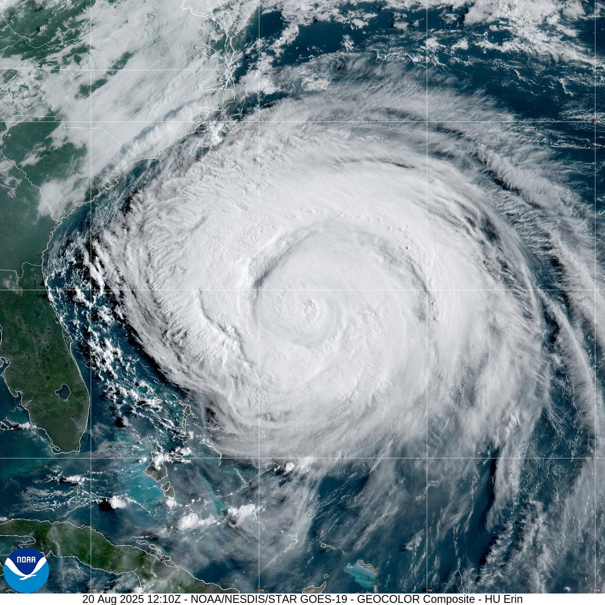 FOFORO99's tweet image. IMPRESIONANTE EL TAMAÑO DE LAS BANDAS NUBOSAS DE #HuracanErin