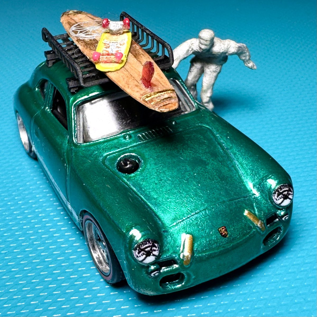 kenhmiles356911's tweet photo. My own super treasure hunt โ๏ธ
#hotwheelskustom #356outlaw #surflife https://t.co/SMod5kBGNv