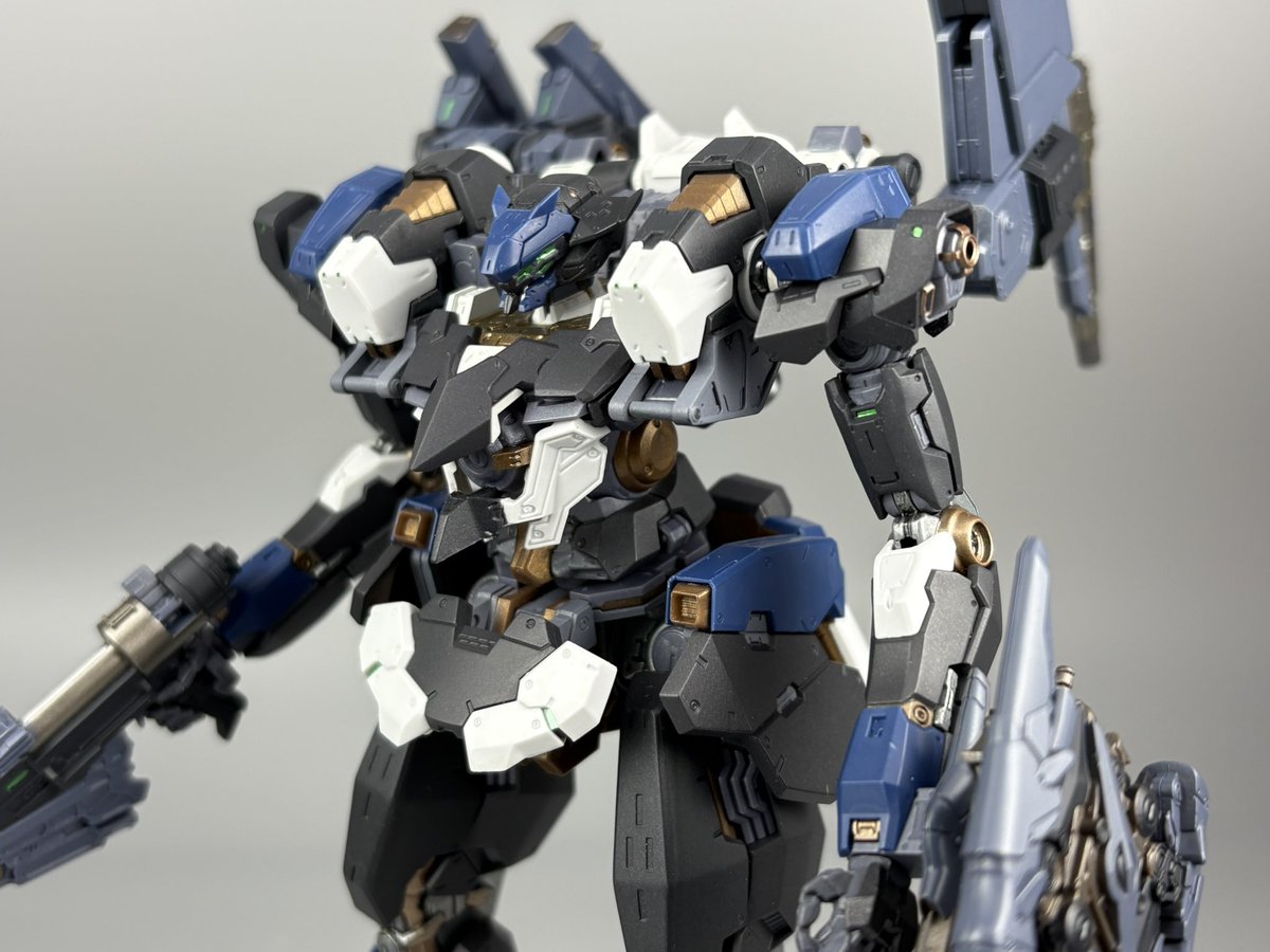 彼らに見せてやろう 焼けた空の向こうには 未来があるとな ROBOT魂