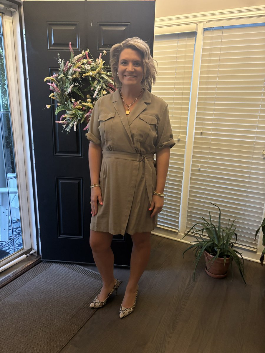 Dr_Allegri's tweet image. Year 20!  Unsure how two decades have gone by this fast, but I sure do feel very lucky to start year 5 @heritagescoop as Principal in @LIBERTYSCHOOLS.  This work. This place. This team … #WorthIt #proudpubliceducator #LPSFirstDay25