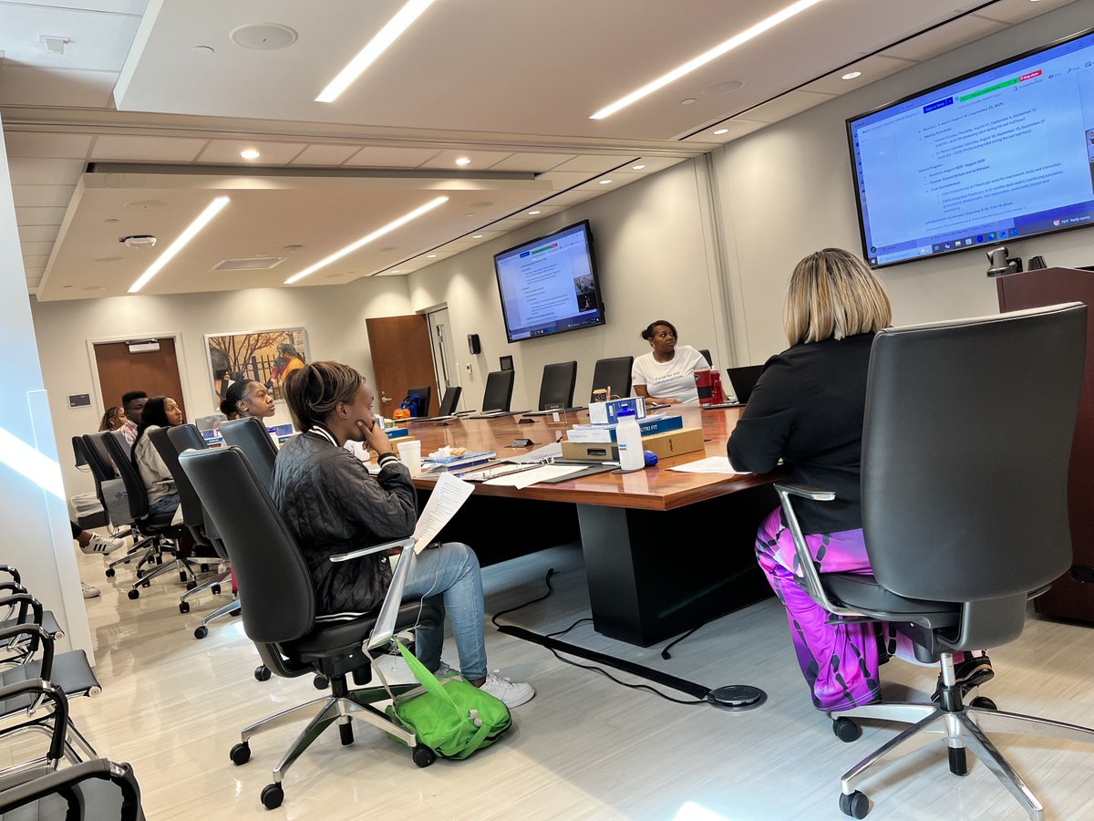Sat 8/16 – Our CHA Team launched the first core training for Community Health Workers with Morehouse School of Medicine’s Innovation Lab. Seven students (17–24) began YAMHW training, each paired with an FDHA CHA mentor. Exciting start to bridging community &amp; mental health!