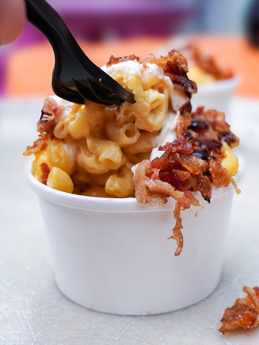 Ready to meet the GOAT of all mac &amp; cheese bowls? Our 'Here We Goat Again' is here to steal the show with tangy goat cheese, crispy bacon, and a drizzle of balsamic glaze! 🔥🔥🔥