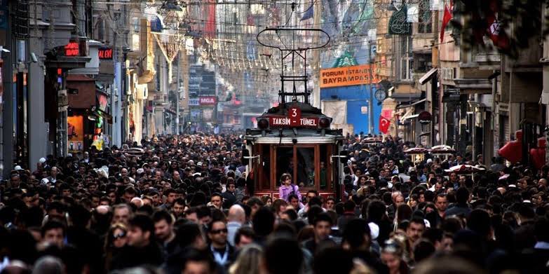 Türkiye’de 6,5 milyon genç, hiçbir şey yapmıyor.