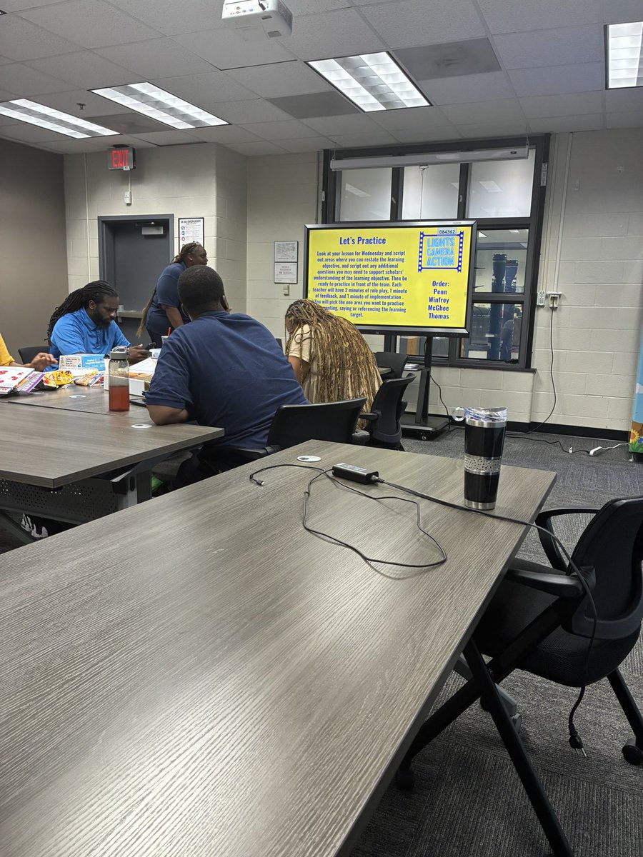 Candis J. Holt tweet media