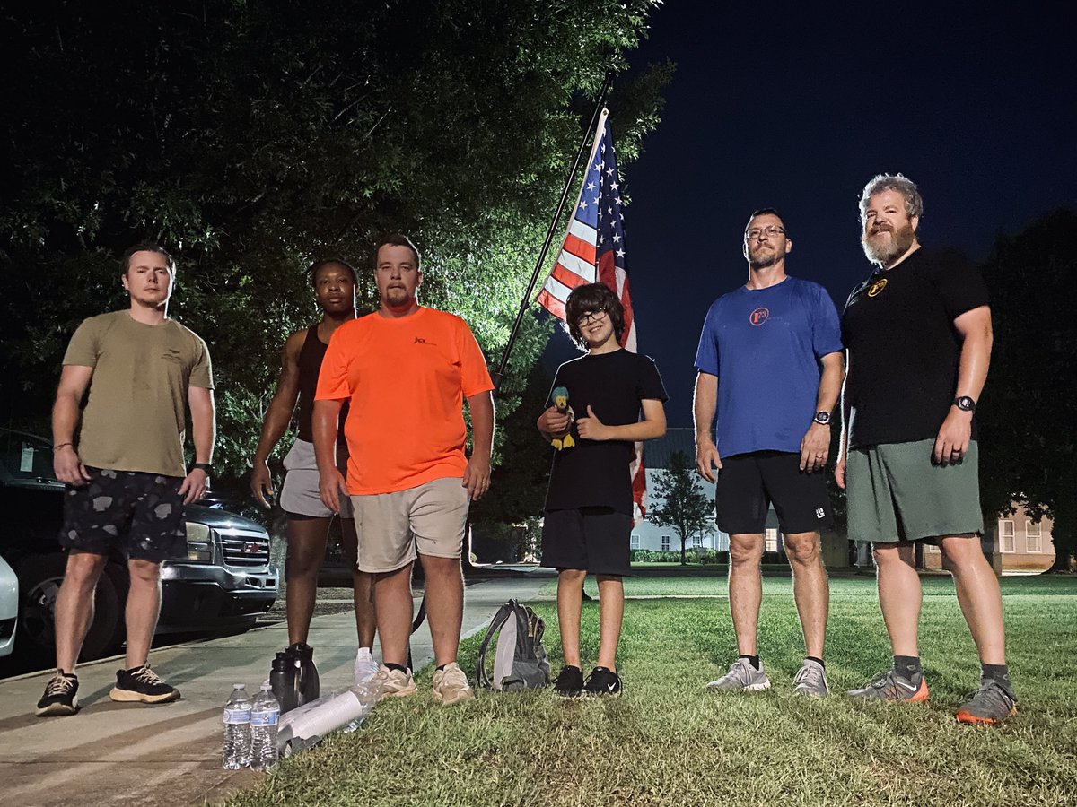 Strong work this morning! Enjoyed Sting from F3 Waycross being downrange with us. We were also observed by some friendly deer. 🦌