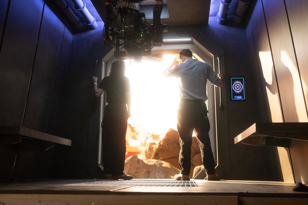 FrankieWard's tweet photo. We are ready for warp speed with the @LevelInfinite Showcase! @AlexJordanVO, get those engines fired up!
Live now on YouTube, Twitch and Facebook
#IntotheInfinite
https://t.co/q29Xtwwlne https://t.co/m9KsUNr5Mz