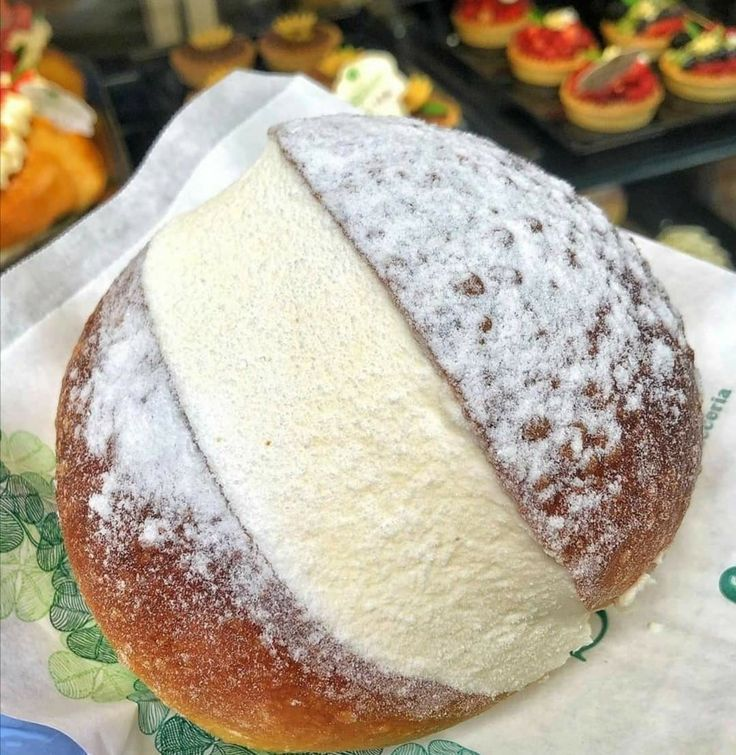 daily_dolce tweet picture