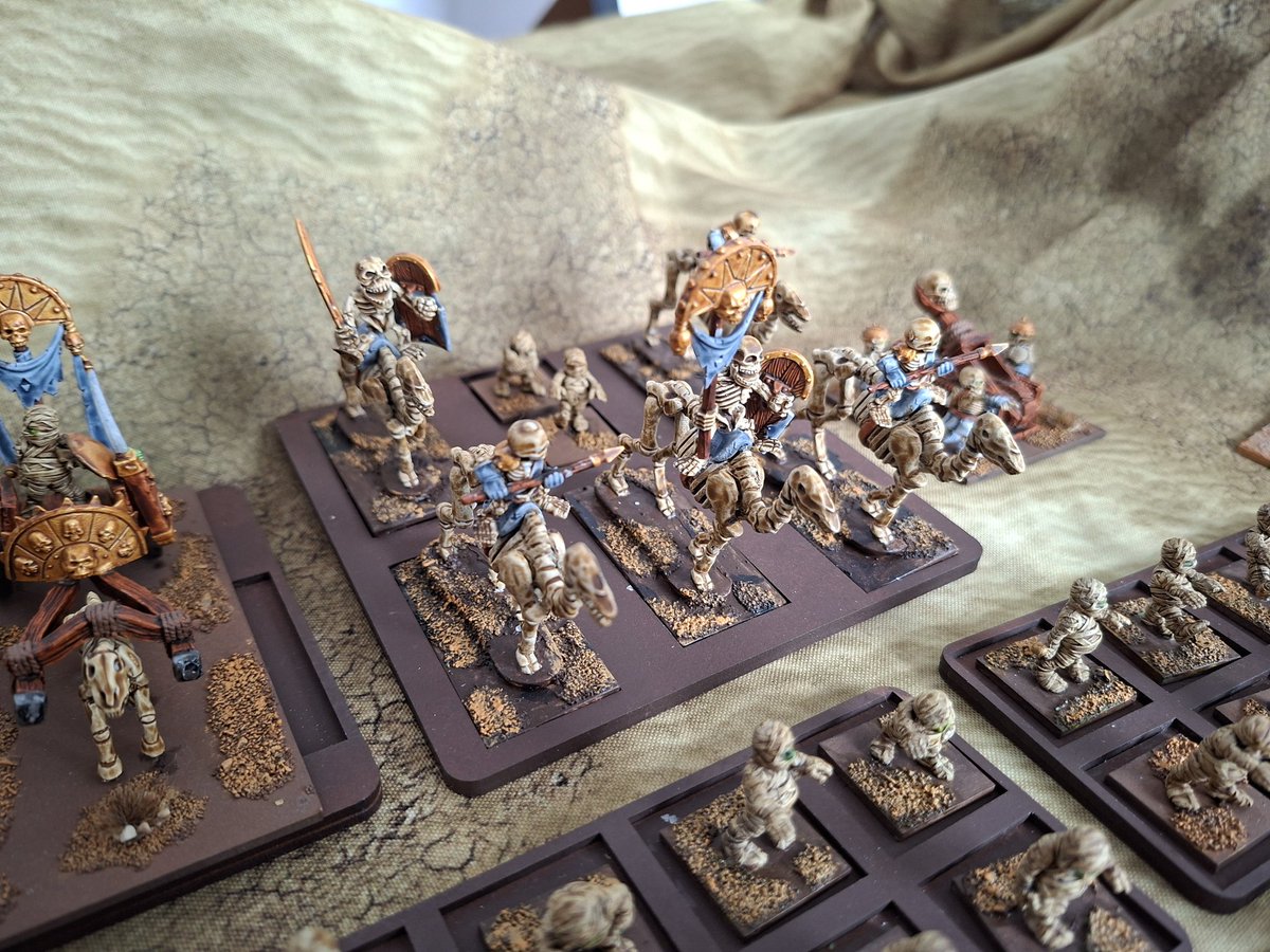 1stAlterations's tweet photo. Another old army revamped for #mordheim. An undead halfling tomb kings army! I have a lot of undead. I am not sure why or how it happened !? https://t.co/N4WYs9AGfe