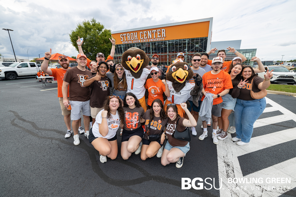 All BGSU Letterwinners Welcomed to the Falcon Athletics Homecoming “Decades” Party!

On the Friday night prior to Homecoming, the BGSU Athletics Department is hosting a party for all letterwinners at Juniper on South Main in Bowling Green. ⬇️⬇️⬇️⬇️⬇️

🔗 tinyurl.com/24cd7z89